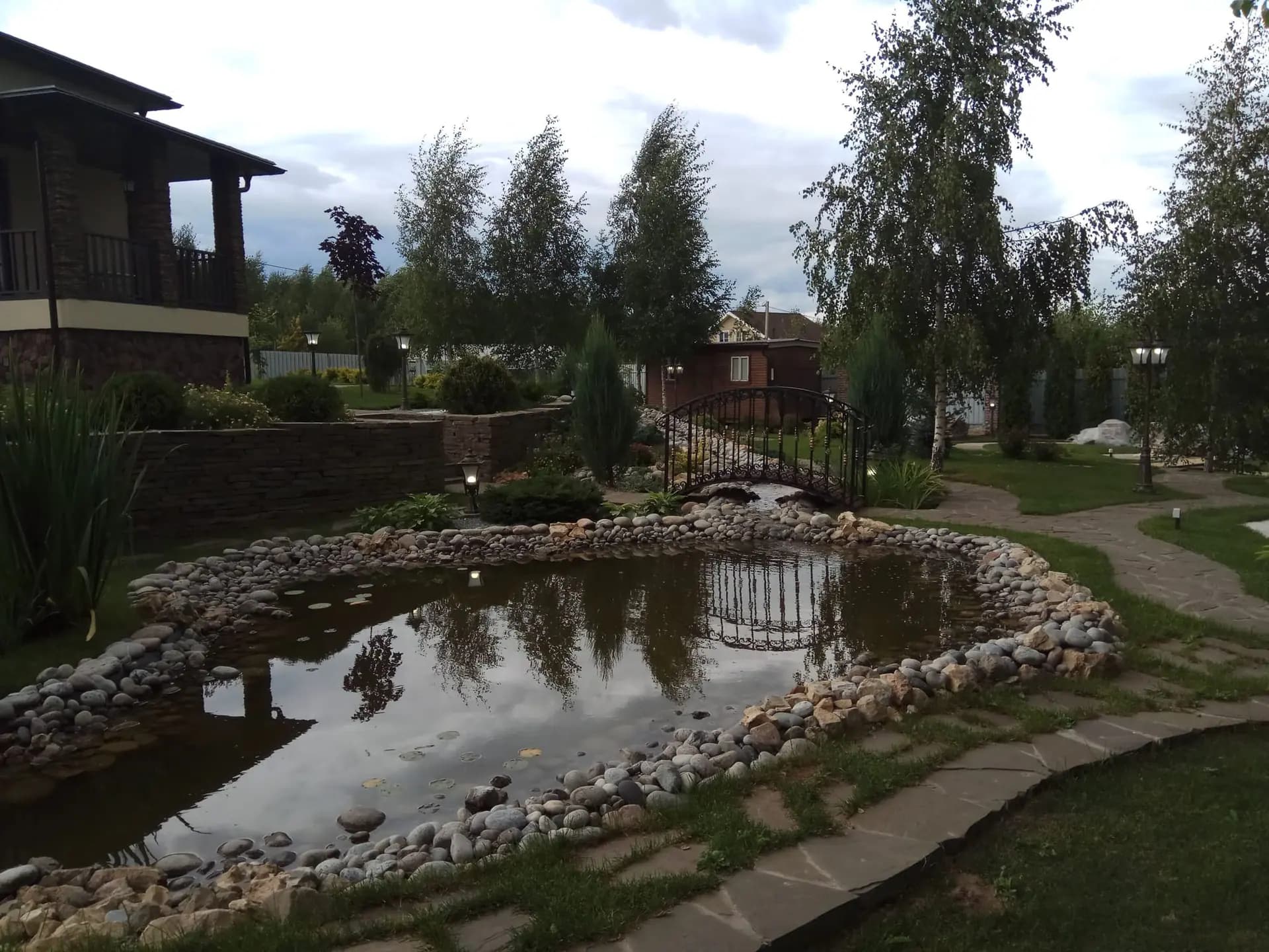 Ландшафтные работы на загородном участке 35 соток в КП «Приозерье» — фото 7
