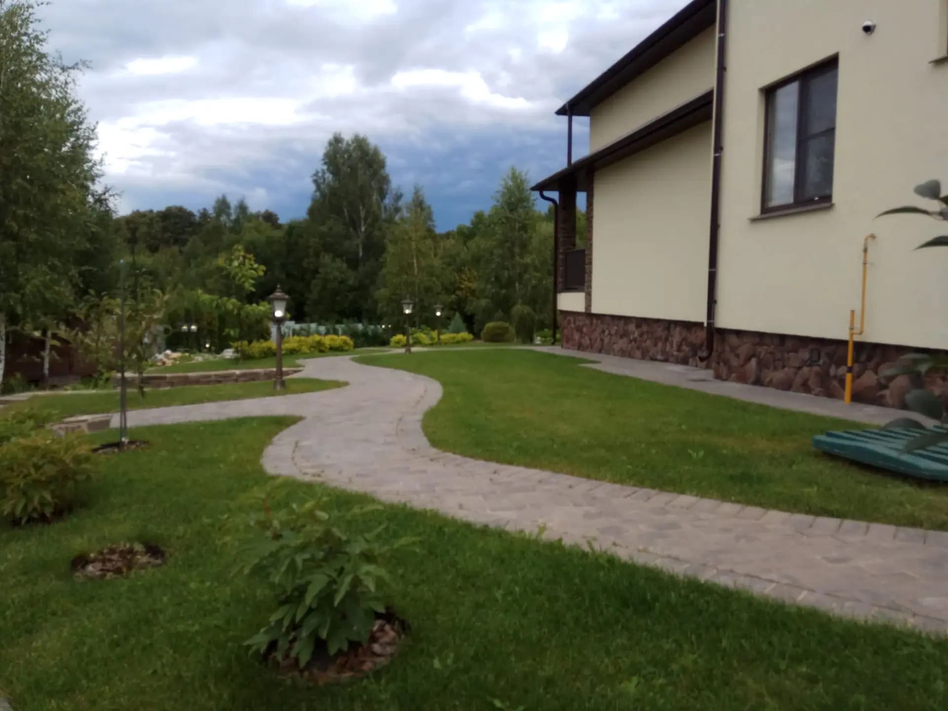 Ландшафтные работы на загородном участке 35 соток в КП «Приозерье» — фото 6
