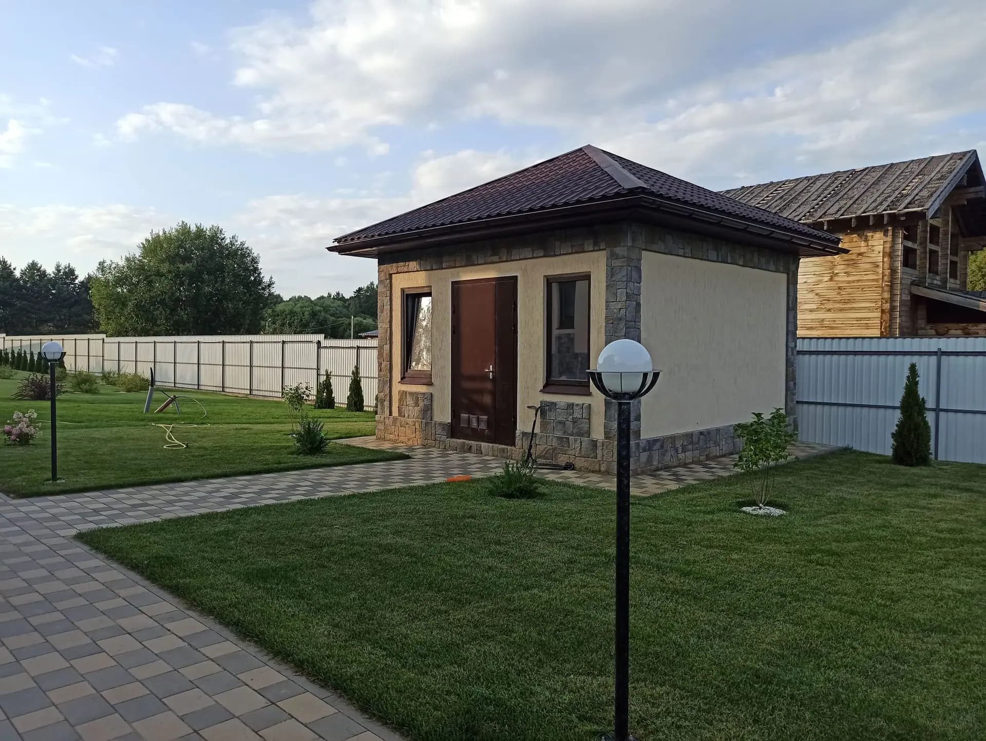 Ландшафтные работы на загородном участке 30 соток в д. Городня
